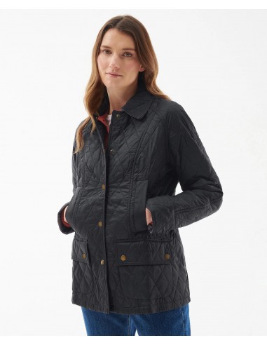 Barbour Beadnell Quilded Jacket en negro